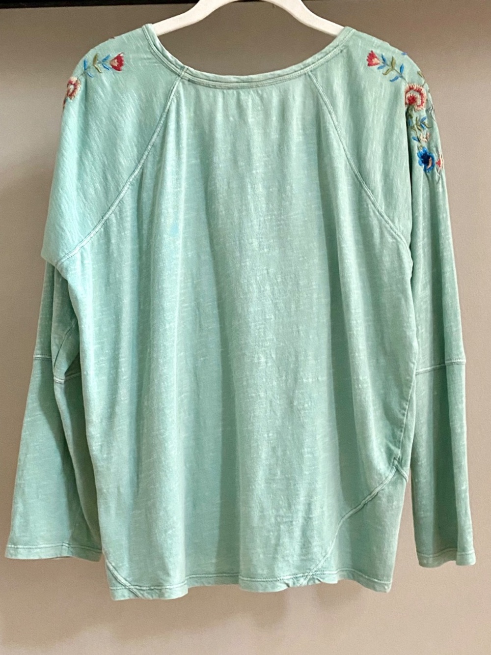 Sundance Long-Sleeved Top with Embroidery - Picture 5 of 9
